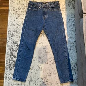 Levi’s Wedgie High Waisted Jeans size 27